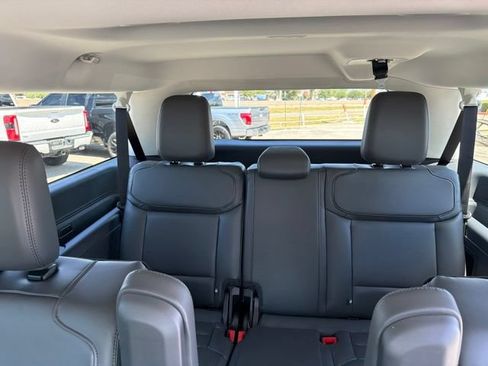 New 2027 Ford Expedition Max Active RWD image 17