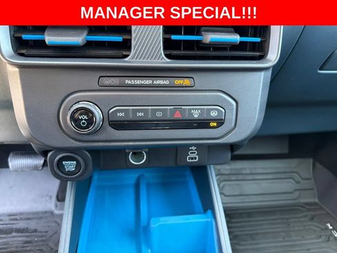 Used 2025 Ford Maverick XLT w/ XLT Luxury Package FWD image 24