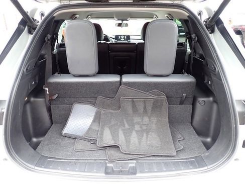 Used 2022 Mitsubishi Outlander SE image 6