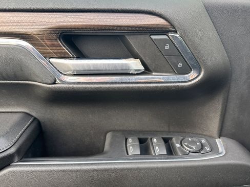 Used 2024 Chevrolet Silverado 1500 RST w/ Z71 Off-Road Package image 8