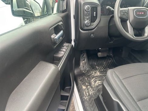 New 2026 GMC Sierra 2500 Pro image 8