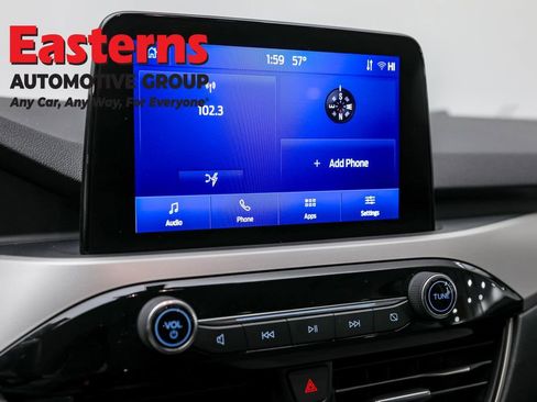 Used 2022 Ford Escape SE image 19