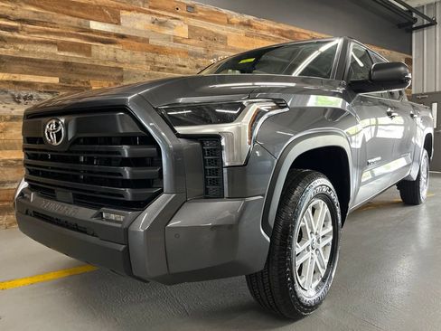 Used 2024 Toyota Tundra SR5 w/ SR5 Convenience Package AWD/4WD image 14