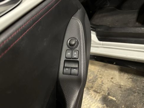 Used 2017 MAZDA MX-5 Miata Grand Touring w/ Appearance Package image 20