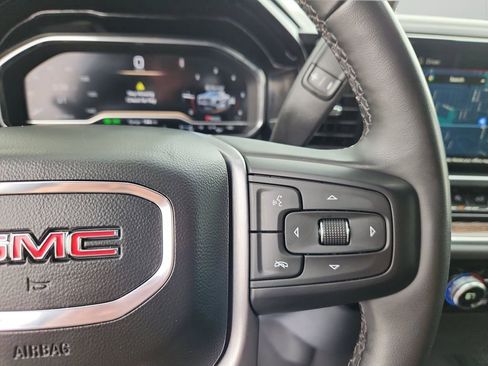Used 2023 GMC Sierra 1500 Elevation image 21