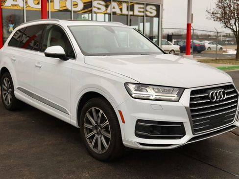 Used 2018 Audi Q7 3.0T Prestige w/ Prestige Package image 3