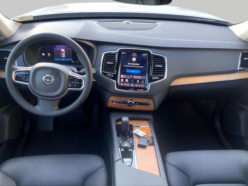 Used 2023 Volvo XC90 B6 Plus w/ Protection Package Premier AWD/4WD image 15