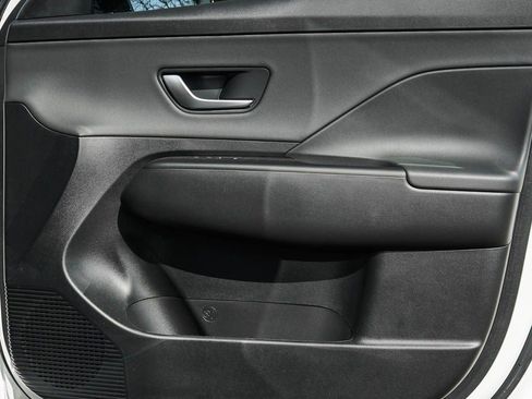 New 2026 Hyundai Kona SEL Premium AWD/4WD image 9