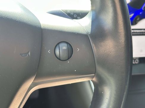 Used 2019 Tesla Model 3 Long Range image 23