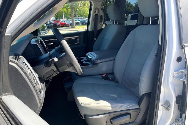 Used 2019 RAM 1500 Classic SLT AWD/4WD image 20