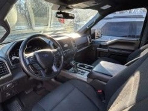 Used 2020 Ford F150 XLT w/ Equipment Group 302A Luxury image 5