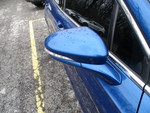 Used 2018 Ford Fusion SE w/ Fusion SE Technology Package image 27