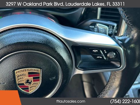Used 2017 Porsche Macan S image 50