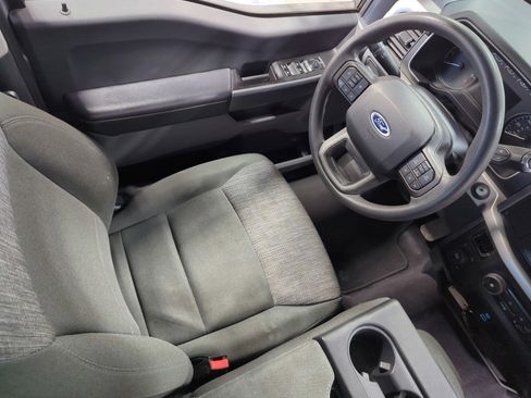 Used 2023 Ford F150 XLT image 9