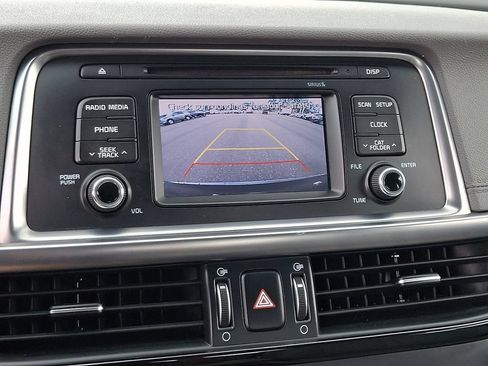 Used 2016 Kia Optima EX FWD image 18