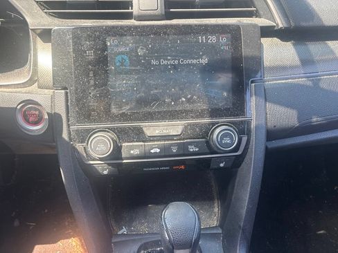 Used 2017 Honda Civic EX image 4