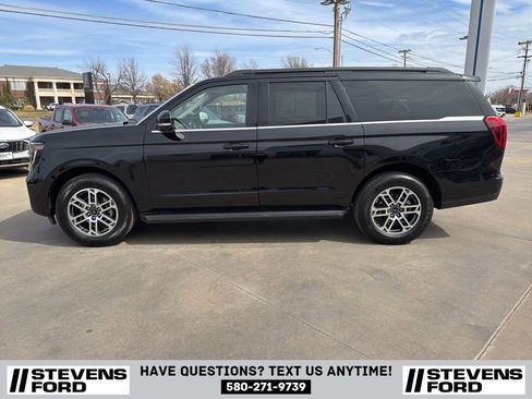 Used 2025 Ford Expedition Max Active RWD image 8