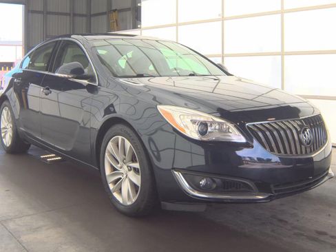 Used 2017 Buick Regal Premium FWD image 3