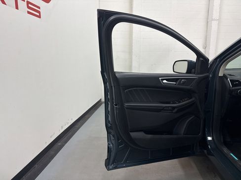 Used 2016 Ford Edge Sport w/ Technology Package image 37