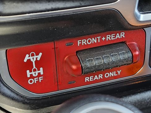 Used 2024 Jeep Wrangler Unlimited Rubicon 4xe w/ Convenience Group image 31