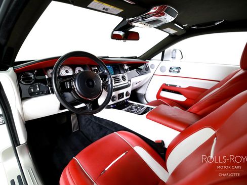 Used 2020 Rolls-Royce Wraith RWD image 4