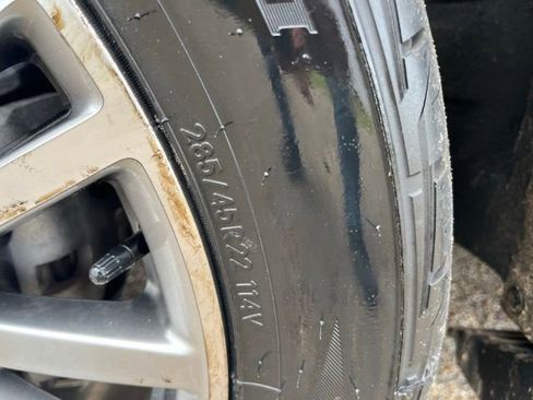 Used 2024 Ford Expedition Limited AWD/4WD image 14