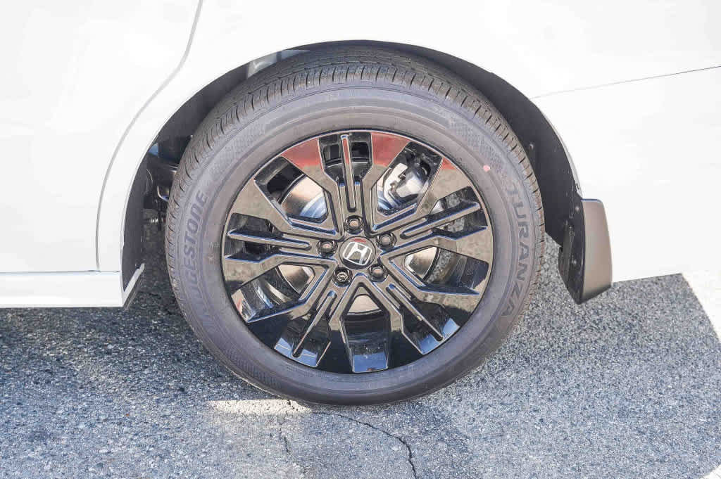 New 2027 Honda Odyssey Sport-L image 8