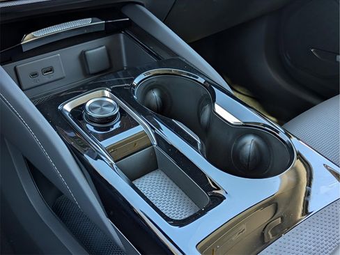 New 2025 Buick Envision Preferred image 16