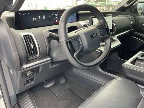 Certified 2025 Ford Expedition Max Platinum w/ Stealth Appearance Package image 16