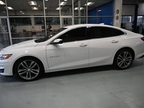 Used 2024 Chevrolet Malibu LT FWD image 7