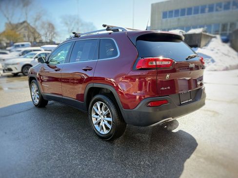 Used 2018 Jeep Cherokee Limited image 14