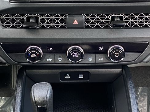 Used 2023 Honda Accord LX image 14