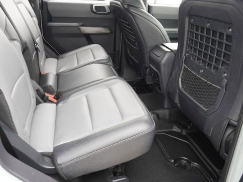 Used 2023 Ford Bronco Everglades AWD/4WD image 31