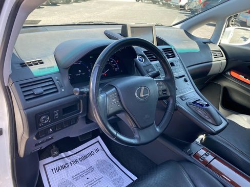 Used 2010 Lexus HS 250h FWD image 10