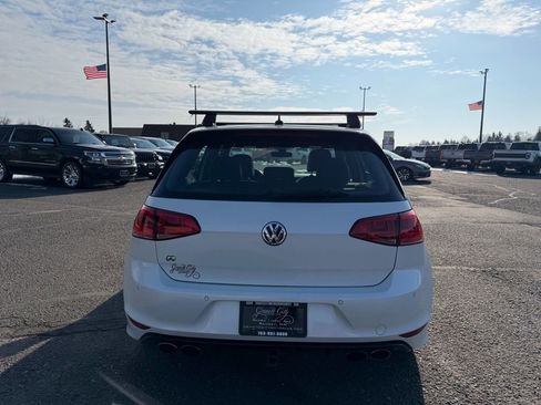 Used 2017 Volkswagen Golf R 4-Door AWD/4WD image 5