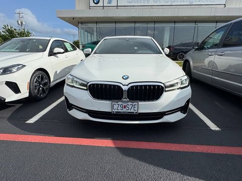 Used 2023 BMW 530i xDrive w/ Convenience Package AWD/4WD image 7