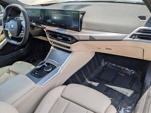 Certified 2025 BMW 330i Sedan w/ Premium Package RWD image 23