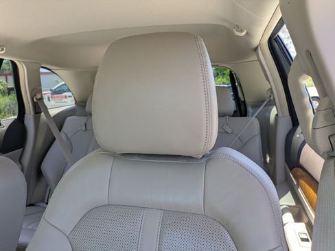 Used 2013 Lincoln MKX FWD w/ Wood Pkg image 14