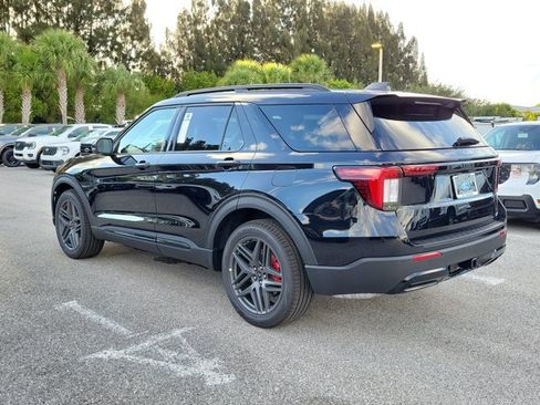 New 2026 Ford Explorer ST-Line w/ ST-Line Street Pack RWD image 7