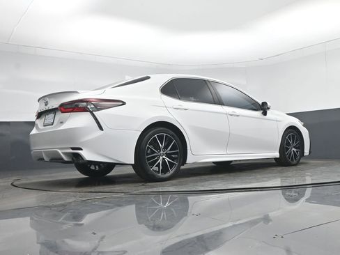 Used 2023 Toyota Camry SE image 53