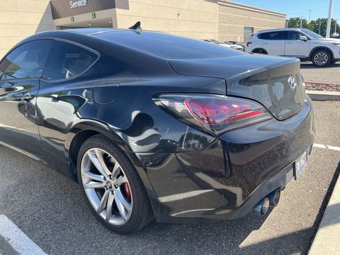 Used 2012 Hyundai Genesis 3.8 image 9