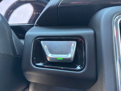 New 2026 GMC Yukon Elevation image 13