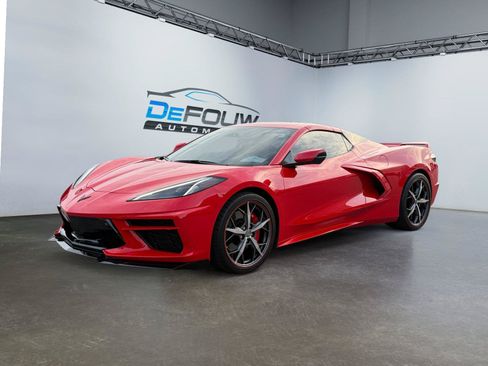 Used 2022 Chevrolet Corvette Stingray Preferred Conv w/ Z51 Performance Package RWD image 7