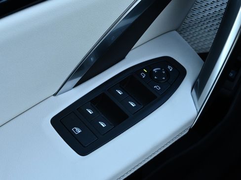 New 2026 BMW X1 xDrive28i w/ Technology Package image 27