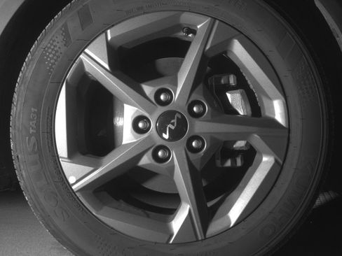 Used 2025 Kia K4 LXS image 13