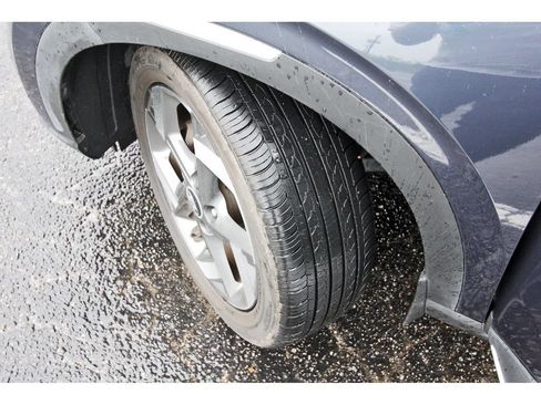 Certified 2022 Hyundai Venue Limited FWD image 34