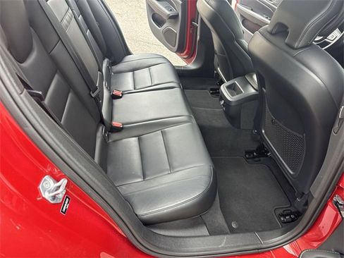 Used 2020 Volvo S60 T5 Momentum image 11