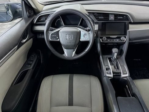 Used 2018 Honda Civic EX image 3