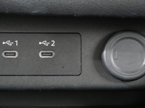 Used 2025 Nissan Rogue SV AWD/4WD image 22