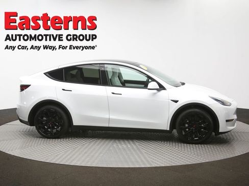 Used 2020 Tesla Model Y Long Range image 42